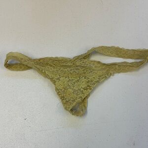 Lace Panties in Cream